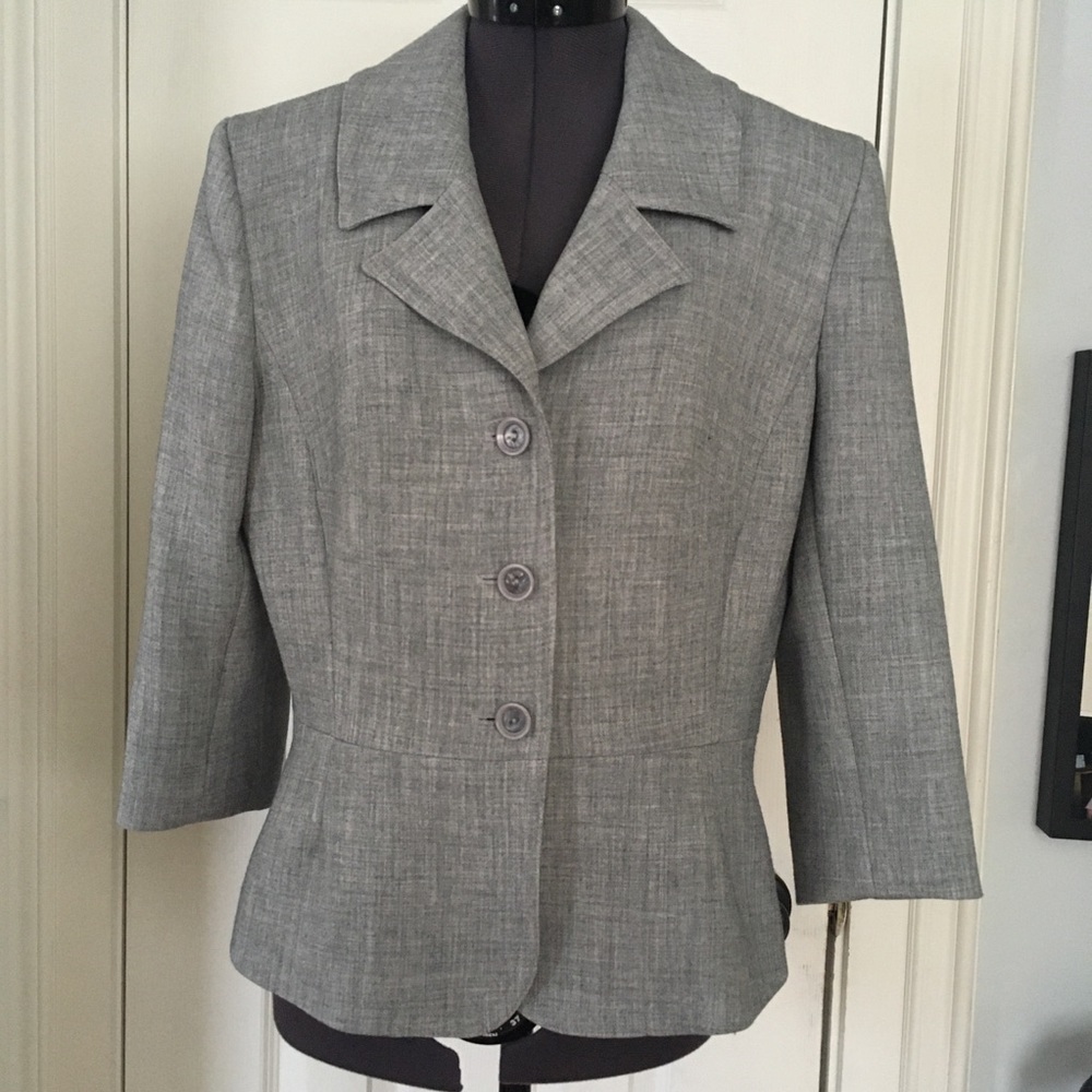 🇨🇦 Sandra Augelazzi 3/4 Sleeve Blazer Pale Grey